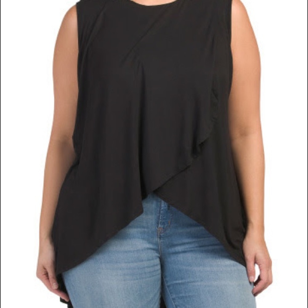 NWT women’s top